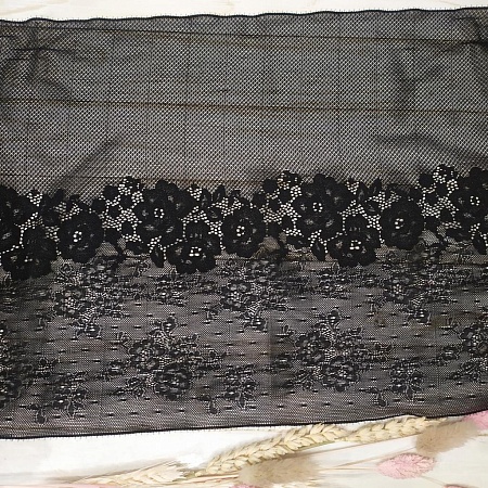 Текстильная галантерея Черное широкое кружево с цветами (Цена указана за 10см)