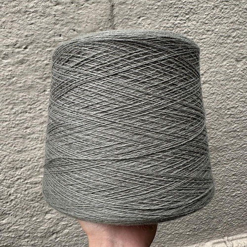 Пряжа в бобинах Loro Piana Cashmere azzuro polier Цена за 10гр