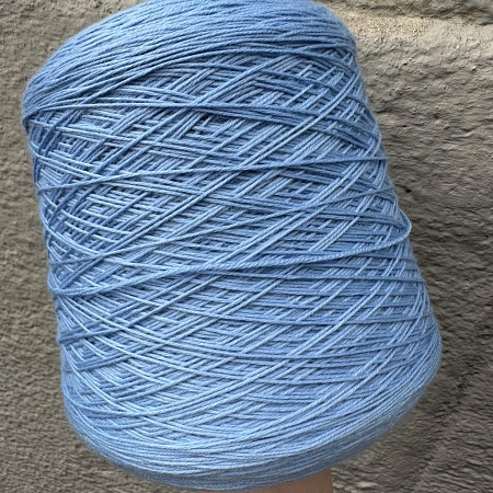 Пряжа в бобинах Merinos цвет 1515 голубой. Цена указана за 10гр
