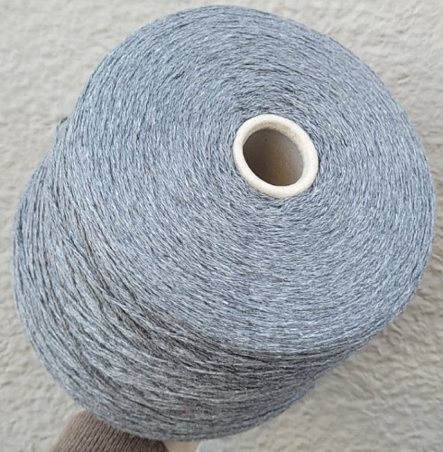 Пряжа в бобинах Silver Plus серый