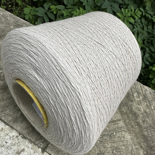 Пряжа в бобинах Loro Piana Cashmere neutro Цена за 10гр