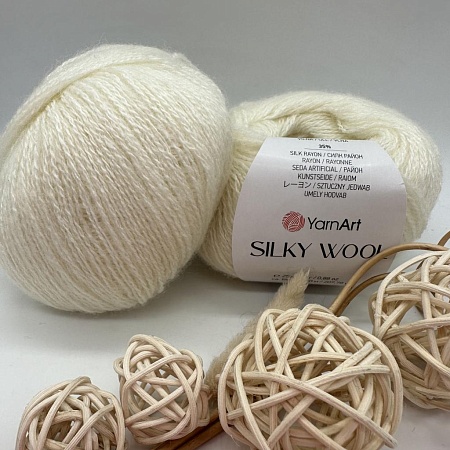 Пряжа Silky Wool 330