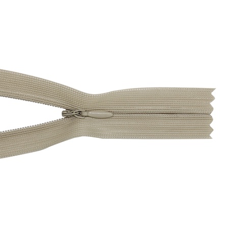 Принадлежности для шитья и рукоделия Молния пот. Т3 - 20 см (572 бело-серый)