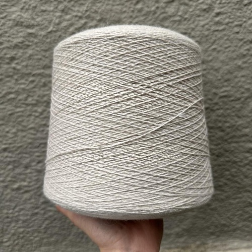Пряжа в бобинах Loro Piana Cashmere neutro Цена за 10гр