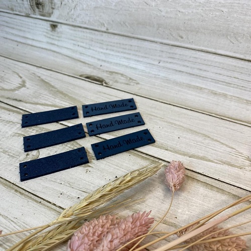 Аксессуары для одежды и обуви Кожаная бирка пришивная &amp;quot;Hand Made&amp;quot; 13*7см (джинс) Цена за 1 шт