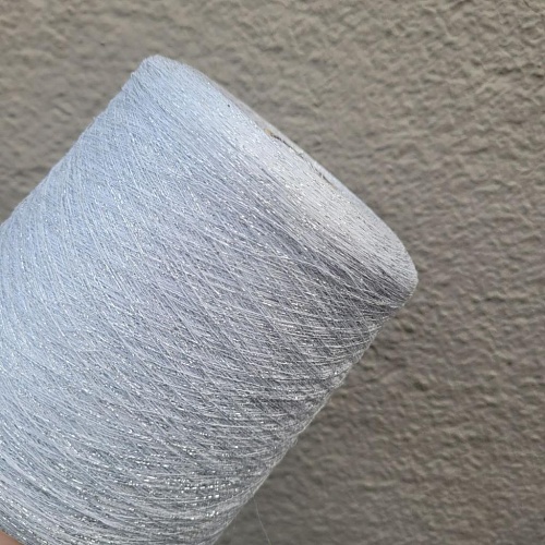 Пряжа в бобинах Frizzante 2042 белый. Цена за 10гр