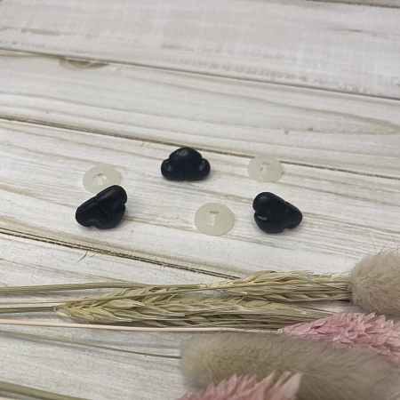 Аксессуары для кукол Кошачьи носики 18*12мм