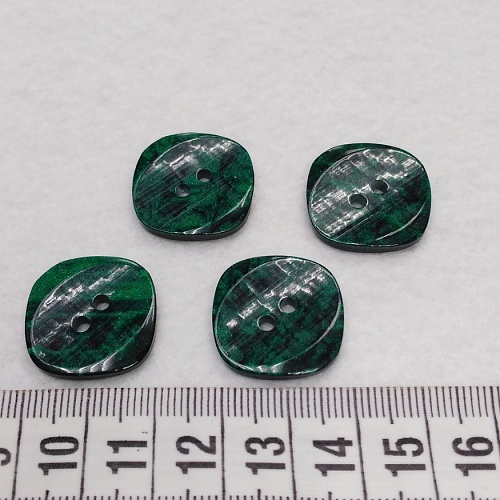 Пуговицы Изумрудные, квадратные с двумя отв (диагональ 22 мм)