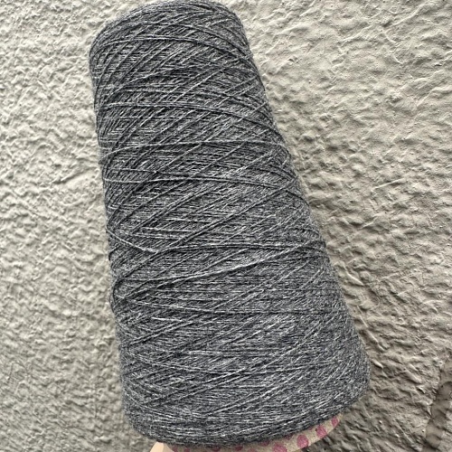 Пряжа в бобинах Biagioli Modesto Cashmere цвет 200074 lubecca. Цена за 10гр