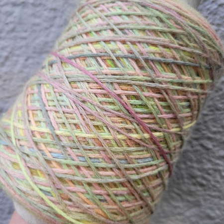 Пряжа в бобинах Missoni Woolly леденец Цена за 10гр