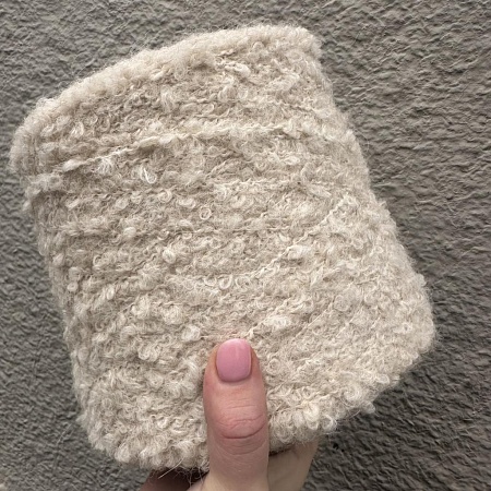 Пряжа в бобинах Astrakan 1614 beige, цена за 10гр