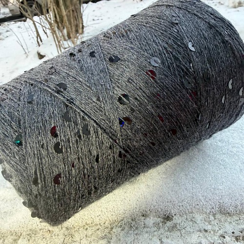 Пряжа в бобинах Cosmo 3600 Темно-серый меланж/черные пайетки