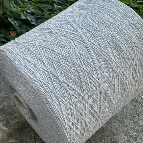 Пряжа в бобинах New Mill Flash, цвет 130765. Цена за 10гр