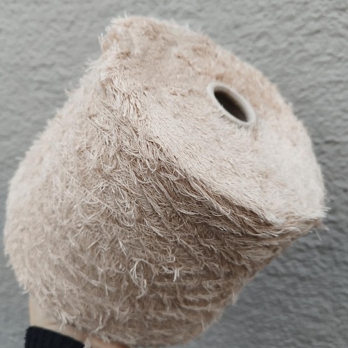 Пряжа в бобинах Tagliatino 3200 травка розовый беж