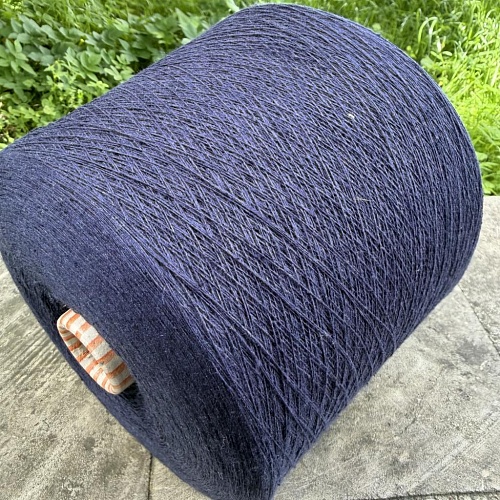 Пряжа в бобинах Setalino 1186 blue navy. Цена указана за 10гр