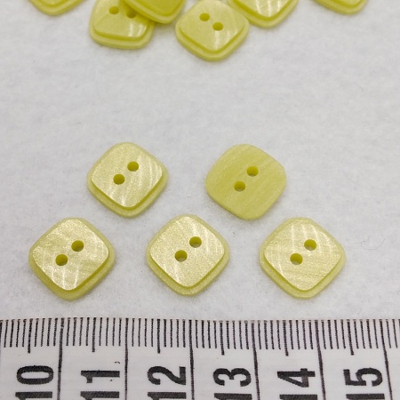 Пуговицы Квадрат с двумя отв, салатовый (13 мм)