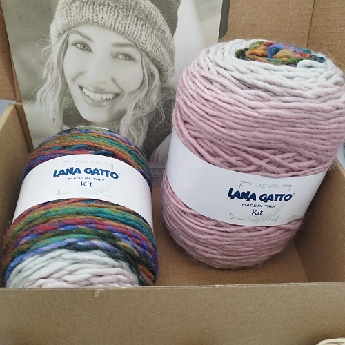 Пряжа набор для вязания KIT (шапка + снуд)