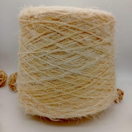 Пряжа в бобинах Giulia цвет &quot;ваниль&quot;