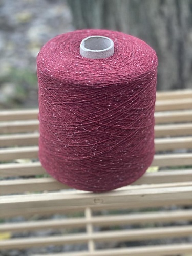 Пряжа в бобинах Silente (шерсть с шелком) Бургундия с белыми крапинками