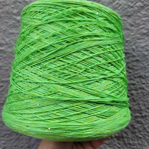 Пряжа в бобинах Lino 3800 с пайетками лайм. Цена за 10гр