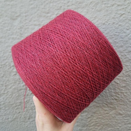 Пряжа в бобинах 736056 Nuovo rosso ягодный