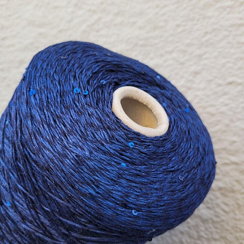 Пряжа в бобинах Bellino синий с пайетками. Цена за 10гр