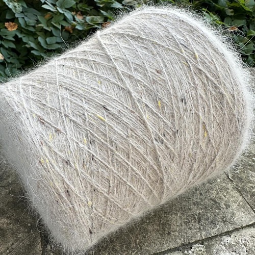 Пряжа в бобинах Angora Spiky Tweed 2/9000 694
