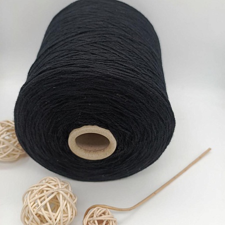 Пряжа в бобинах Silver Plus черный