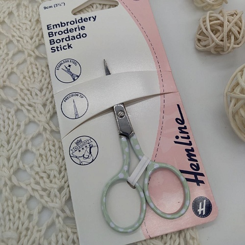 Аксессуары для шитья Ножницы 9см (мятные в белый горох)