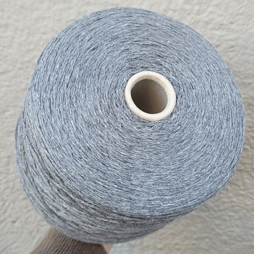 Пряжа в бобинах Silver Plus серый