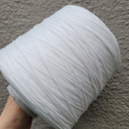 Пряжа в бобинах Pop 7451 белый