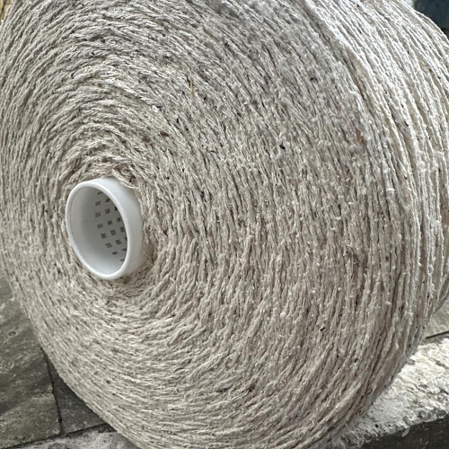 Пряжа в бобинах Bourette Silk 3/15 натуральный Цена указана за 10гр