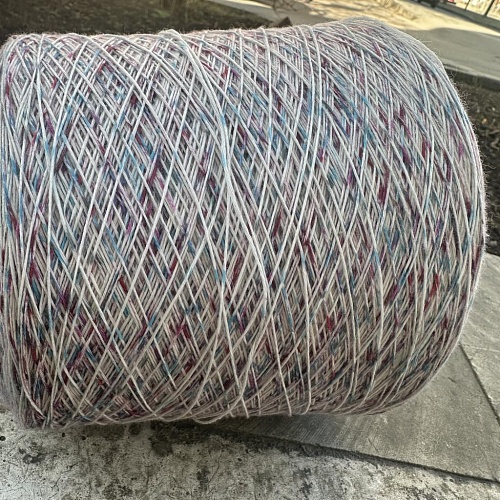 Пряжа в бобинах Snowdrop 6000 цвет:4636. Цена указана за 10гр